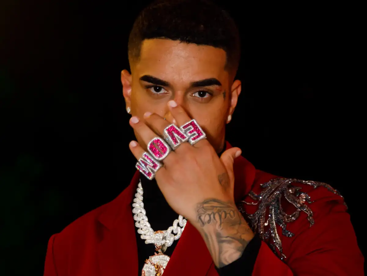 Veigh anuncia DVD “EVOM – A Última Dança” para encerrar ciclo de sucesso